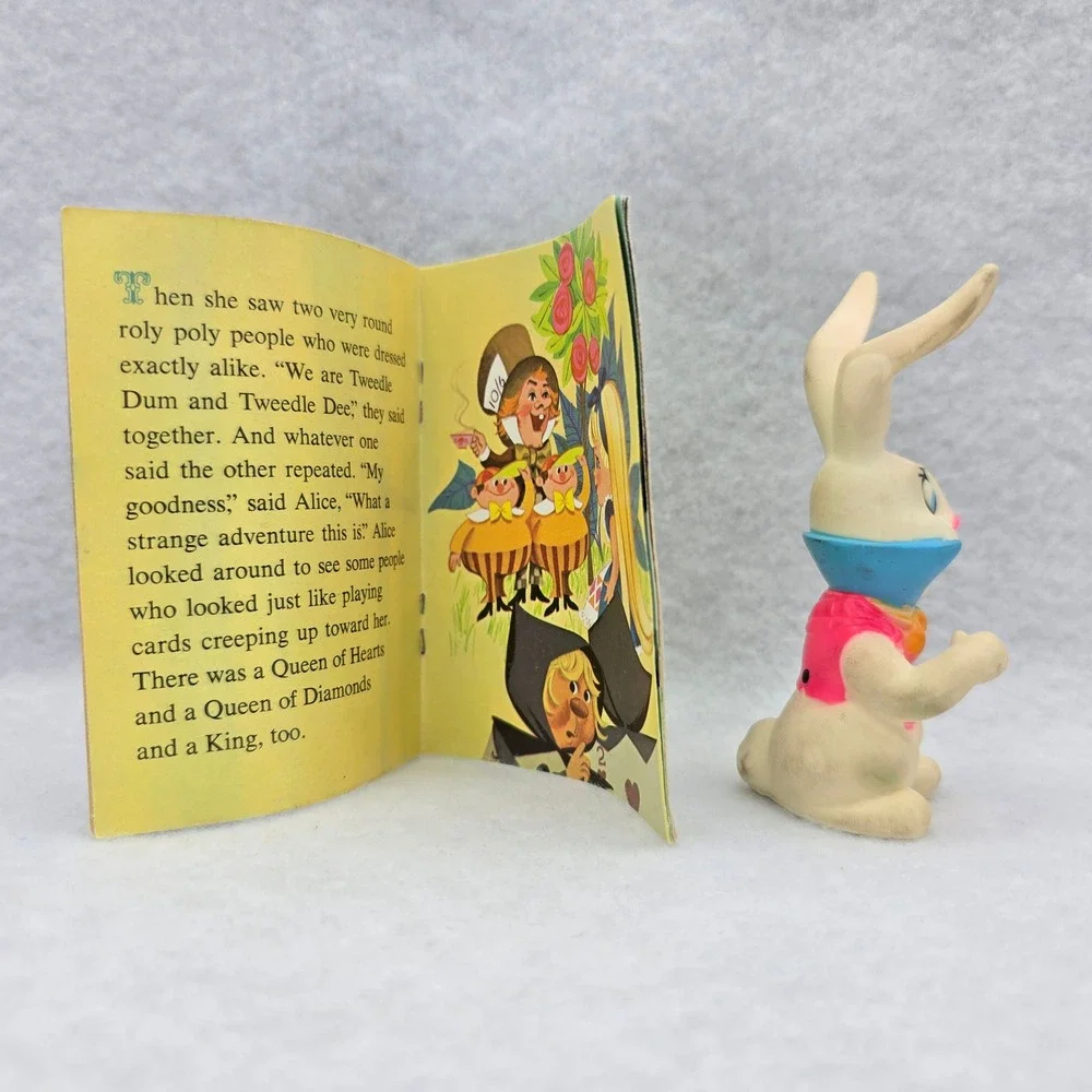 Vintage 1967 Mattel Liddle Kiddles Alice in WonderLiddle White Rabbit & Book